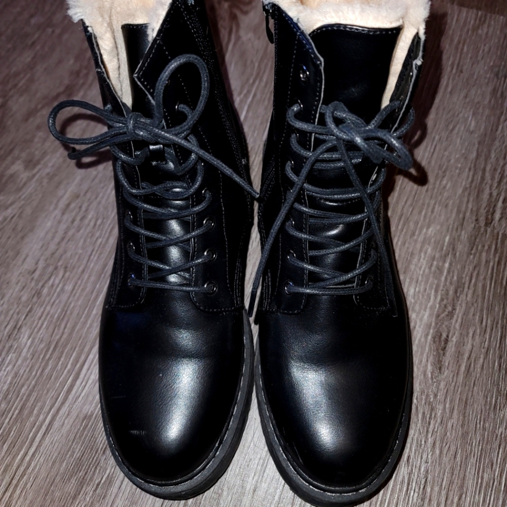 Steve Madden Bettyy Boots